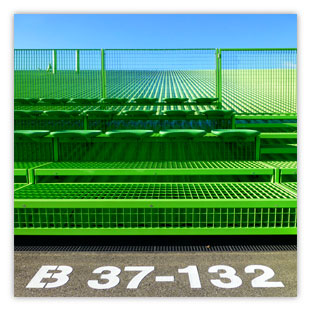 Tribüne B37-123 001 – Hartmut Kaiser