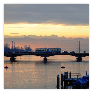 Quaibrücke Sonnenaufgang 002 – Hartmut Kaiser