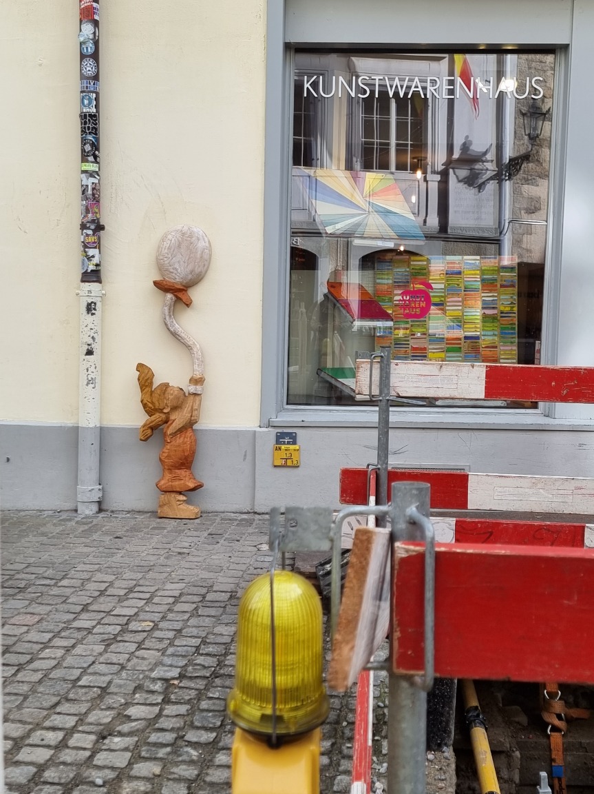 Karin Hofer: Mädchen mit Ballon