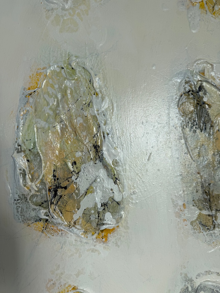 Gunda Jastorff: Colorful Oyster